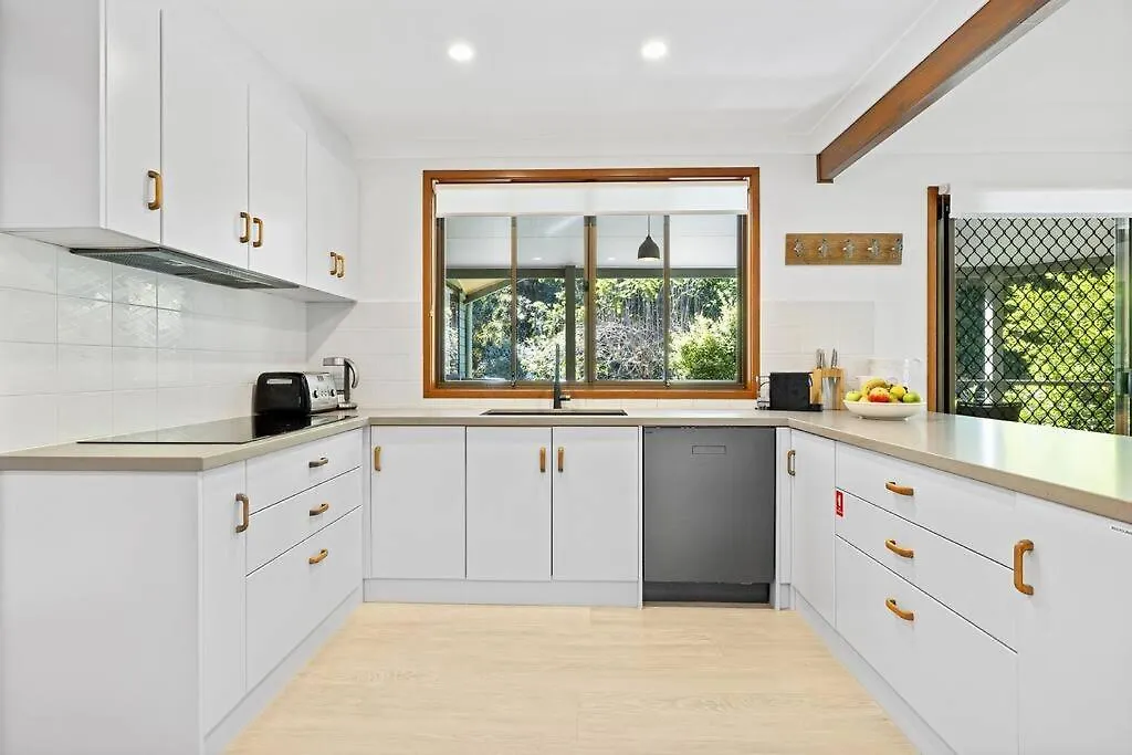 Holiday home Fuller Holidays - Maluco - Beach House Belongil Byron Bay